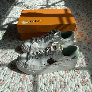 Brand new Nike blazers